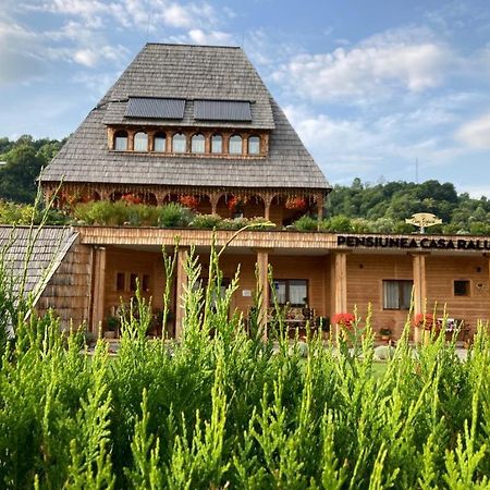 Отель Casa Ralucai Мойсей Экстерьер фото