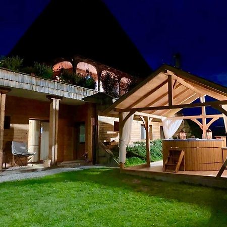 Отель Casa Ralucai Мойсей Экстерьер фото