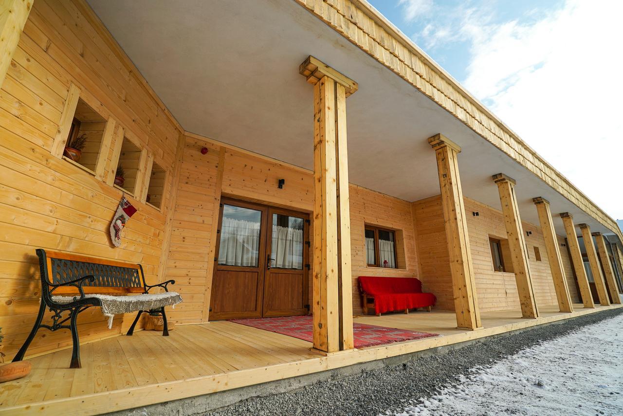 Отель Casa Ralucai Мойсей Экстерьер фото